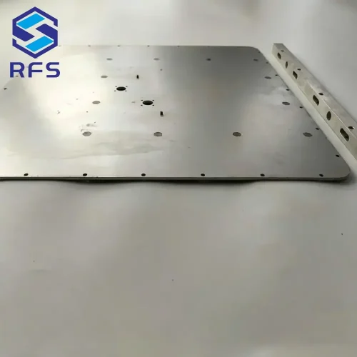 cnc-milled-aluminum-plate-drilling-holes-RFS